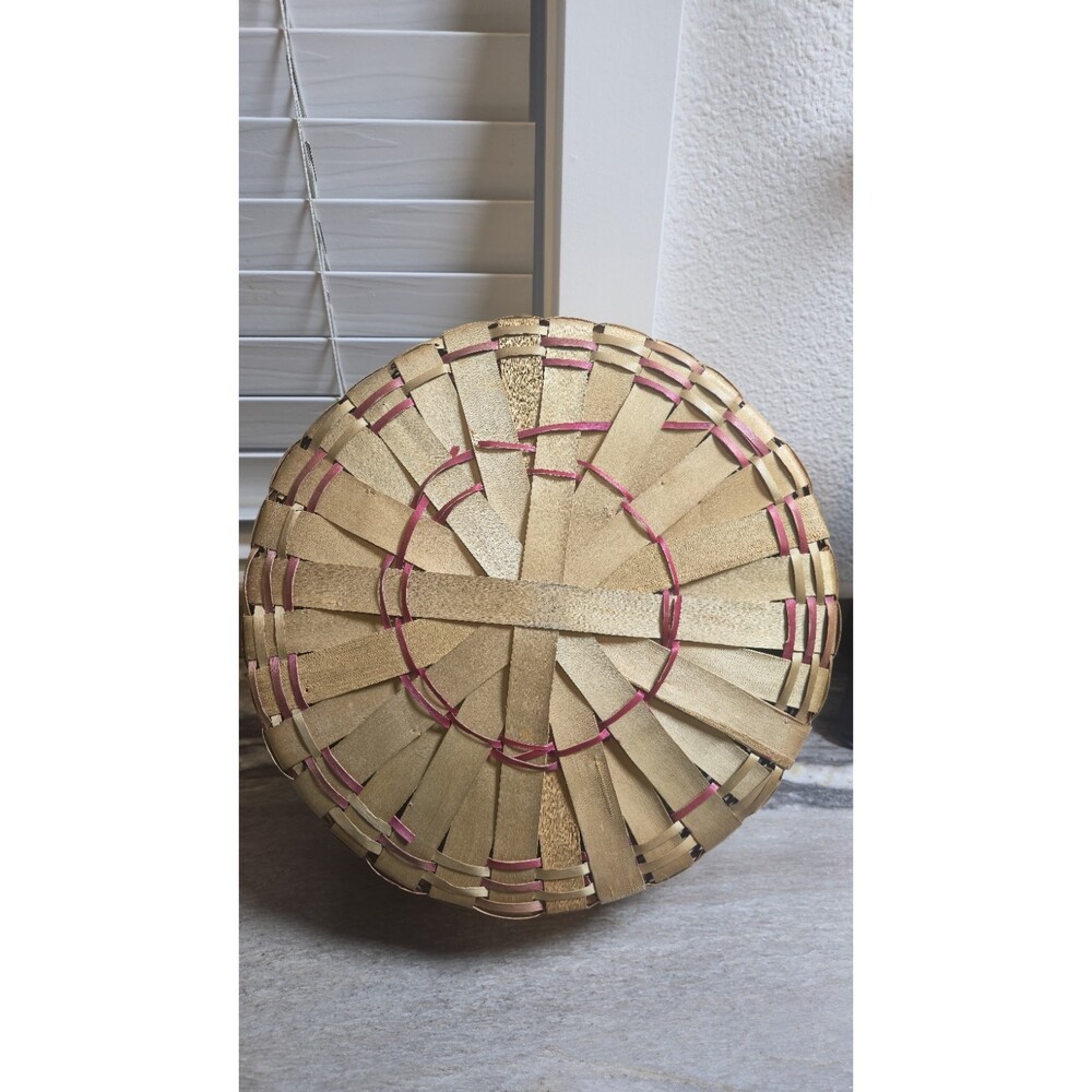 Handwoven Split Wood Lidded Basket Primitive Farmhouse Storage Red Accent 10.5" - Picture 6 of 9